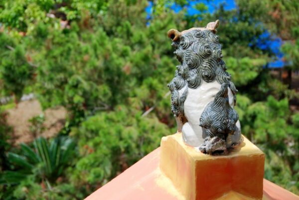 なぜ、シーサーは「守り神」と呼ばれるようになったのか？