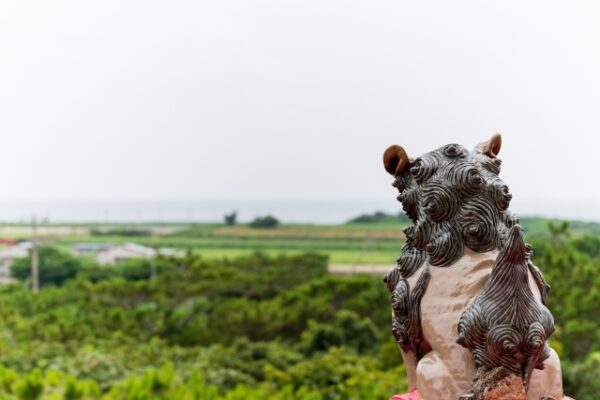 【シーサーの伝統的な置き方とは？】正解が決まっていない理由は？