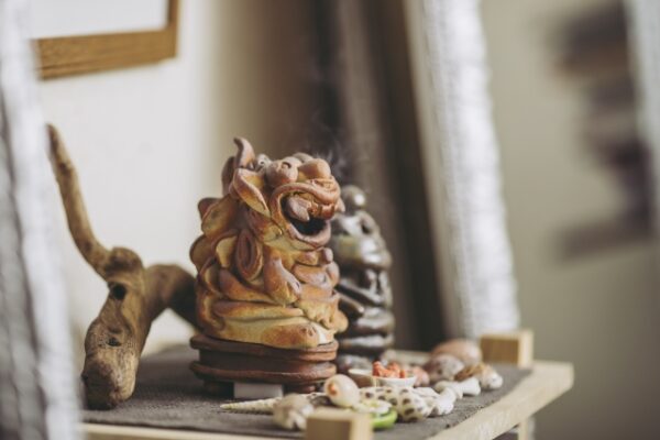 シーサーを玄関の中で置く位置の考え方は？