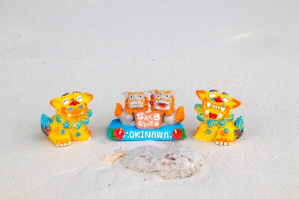 【出産祝いにシーサーを贈る意味は？】赤ちゃんと家族を見守る存在？