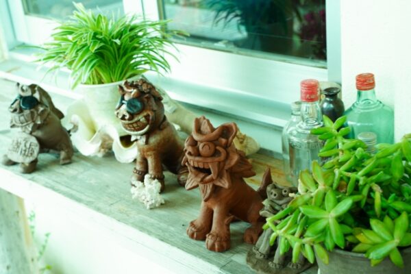 なぜ、「横向き」にシーサーを置くのが気になってしまうのか？