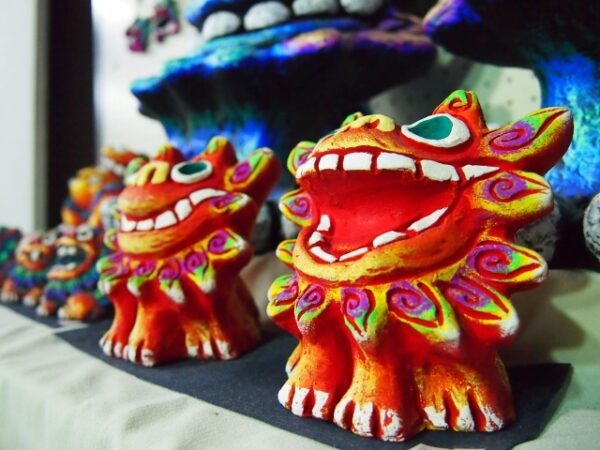 シーサーに「オス」と「メス」って本当に存在するの?