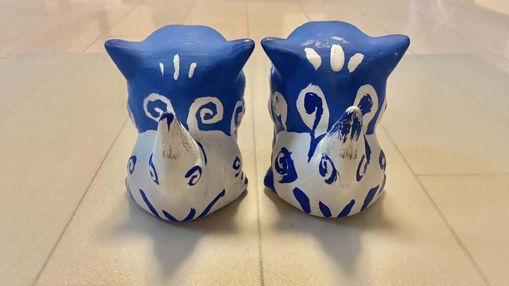 琉球村の手作りシーサー7年後の経年変化の確認：後ろ姿(2026年2月撮影)